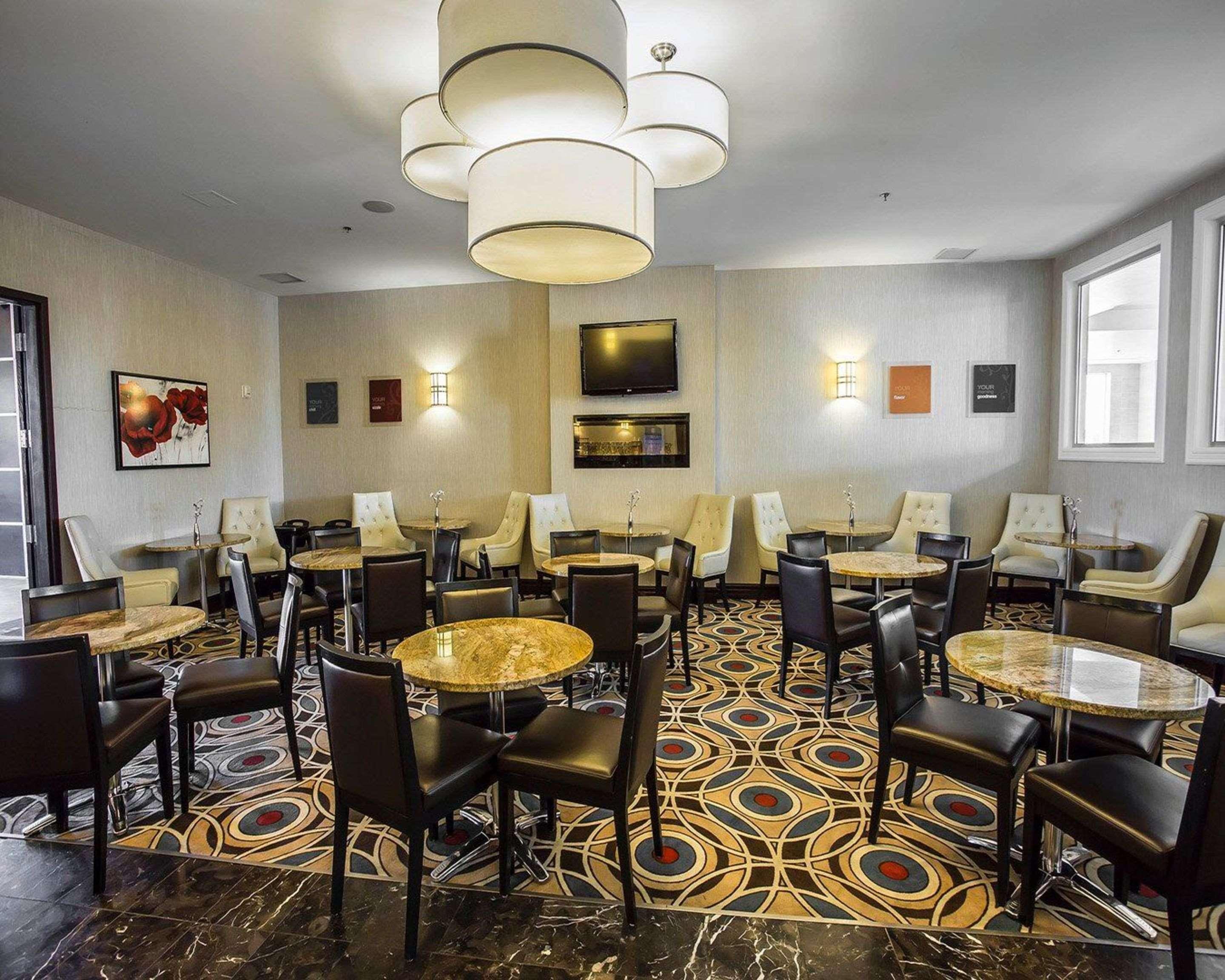 Comfort Hotel Bayer'S Lake Timberlea Exterior foto
