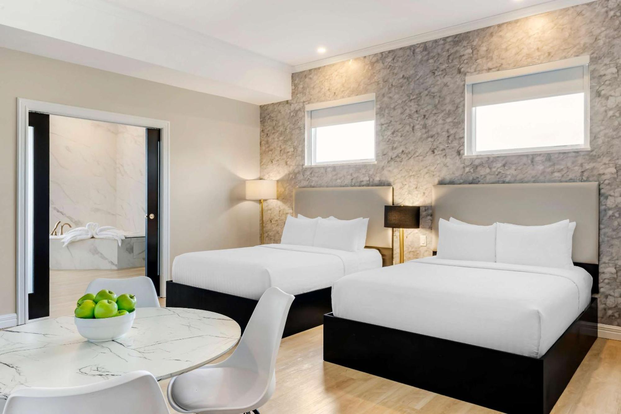 Comfort Hotel Bayer'S Lake Timberlea Exterior foto
