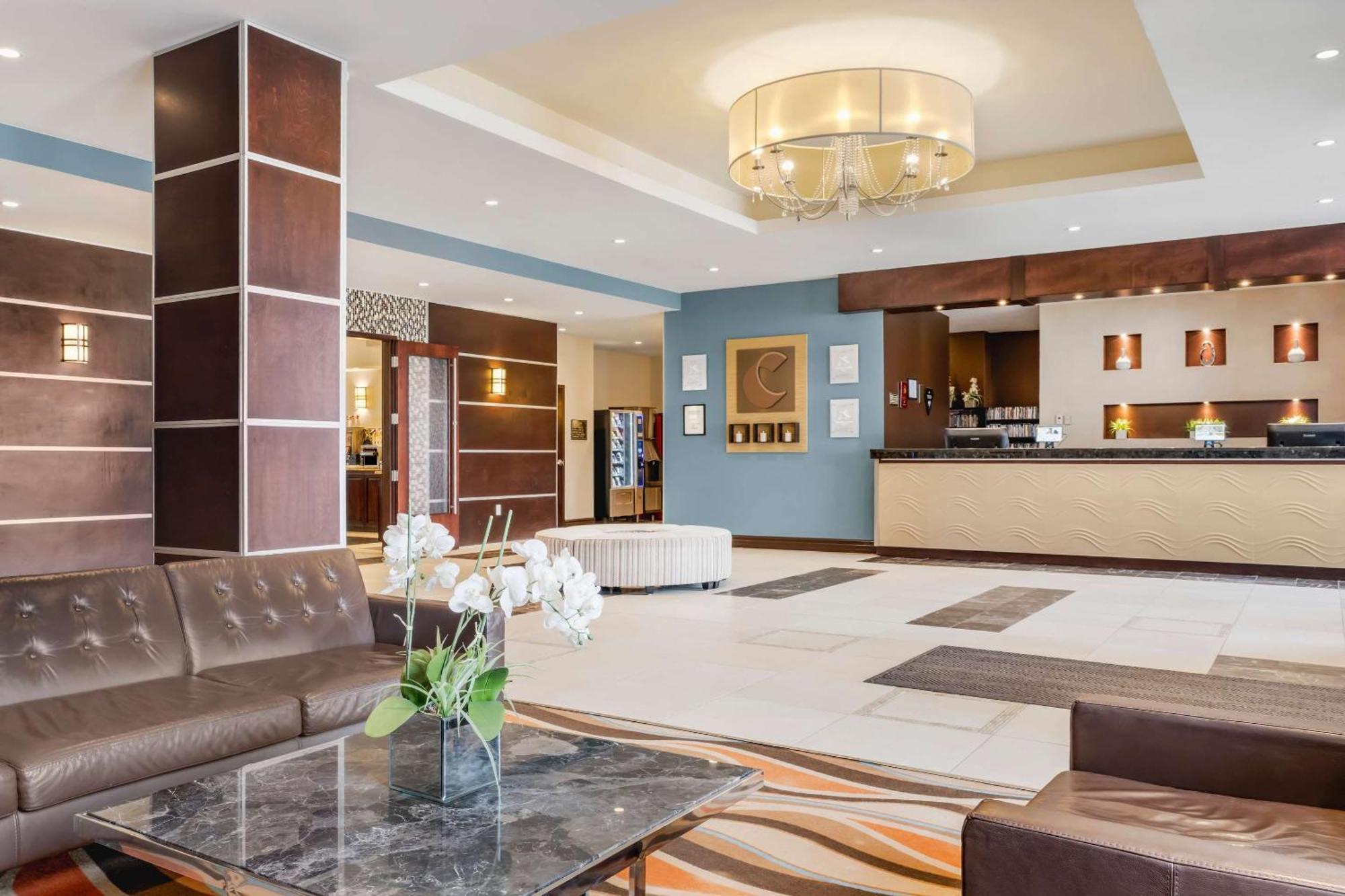 Comfort Hotel Bayer'S Lake Timberlea Exterior foto