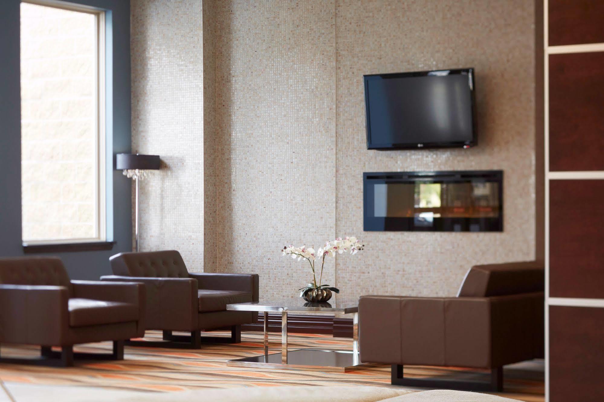 Comfort Hotel Bayer'S Lake Timberlea Exterior foto